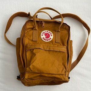 Fjällräven KÅNKEN LAPTOP 13" COLOR — OCHRE